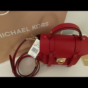 Michael Kors Purse Manhattan